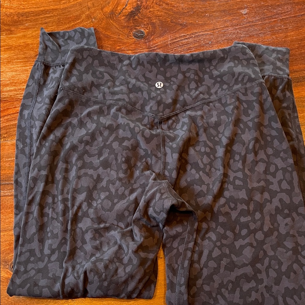 Lululemon Black Patterned Leggings